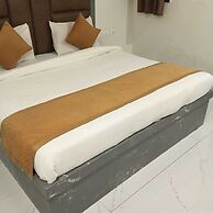 Hotel Taj Holiday