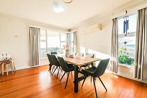 StayAU Luxe 6BR Cradle Mountain