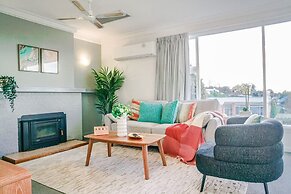StayAU Luxe 6BR Cradle Mountain