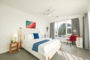 StayAU Luxe 6BR Cradle Mountain