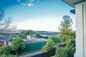 StayAU Luxe 6BR Cradle Mountain