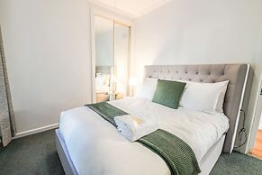 StayAU Luxe 6BR Cradle Mountain
