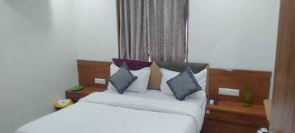 HOTEL JASRAJ
