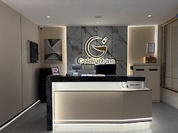 Goldlight Inn