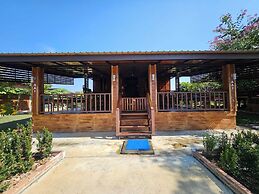 Srianan Resort