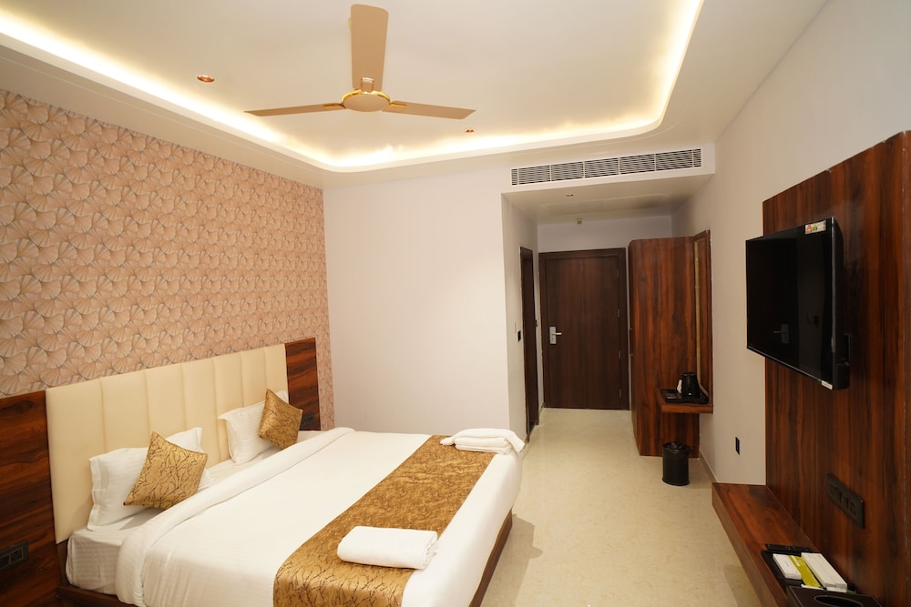 Avdhesh Palace