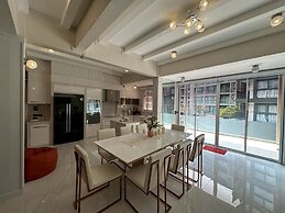 Residence at 49