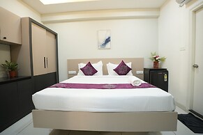 Hotel Flamount Arka Studios