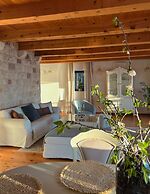 Castello degli Aranci Eco Resort