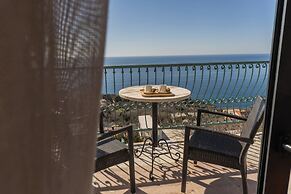 Castello degli Aranci Eco Resort