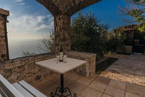 Castello degli Aranci Eco Resort