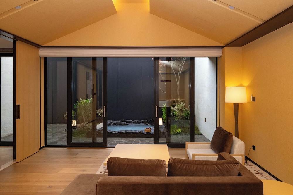 Beijing Wanli Yipiao Courtyard Hot Spring Resort