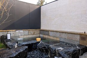 Beijing Wanli Yipiao Courtyard Hot Spring Resort