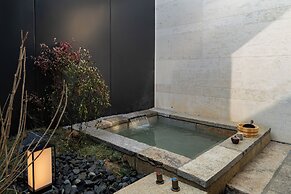 Beijing Wanli Yipiao Courtyard Hot Spring Resort