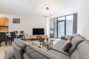 Hill Side Suite 1 by PS