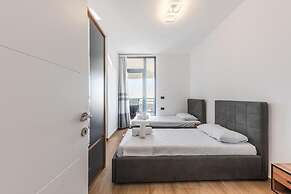 Hill Side Suite 1 by PS