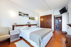 Salema Beach Hotel