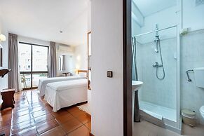 Salema Beach Hotel