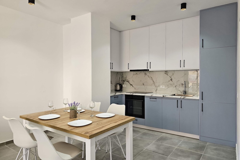 Holiday Apartment In Saranda - 003