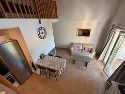 Villa With Heated Pool and Private Garden