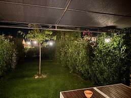Villa With Heated Pool and Private Garden