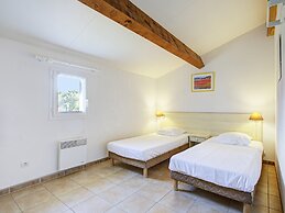 Villa With Heated Pool and Private Garden