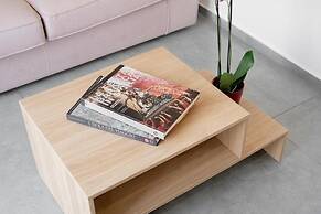 Eos Elegant Apartment & Suites