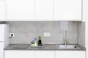 Eos Elegant Apartment & Suites