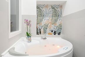 Eos Elegant Apartment & Suites