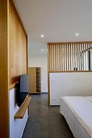 Eos Elegant Apartment & Suites