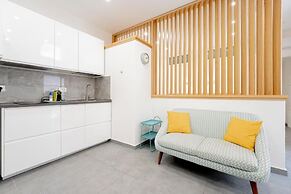 Eos Elegant Apartment & Suites
