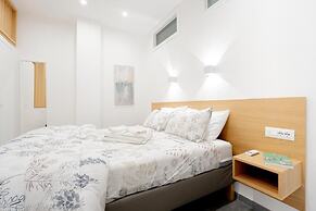 Eos Elegant Apartment & Suites