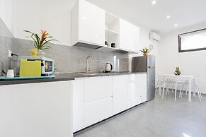 Eos Elegant Apartment & Suites