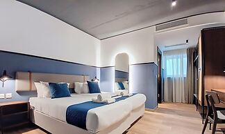 South 32 Hotel by Zzzing