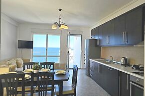 Two Bedroom Apartment With Sea View-061