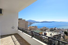 Ionian Blue Escape 304