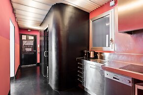 Eulalias Lodges Barcelona