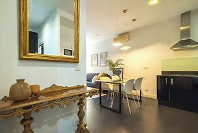 Dana - Enjoy Apartments Rocafort