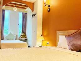 Jasmine Inn