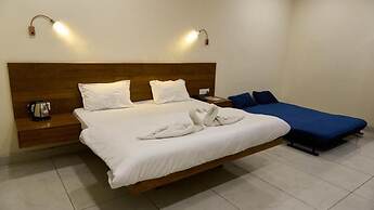 HOTEL 36 WEST INN
