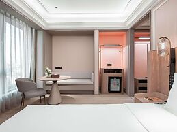 Mercure Chongqing Times Paradise Walk