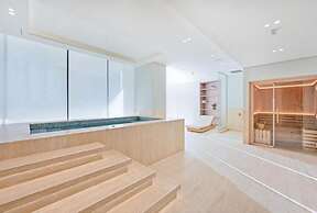 2307-Bloomfields 1BR  Binghatti Phantom