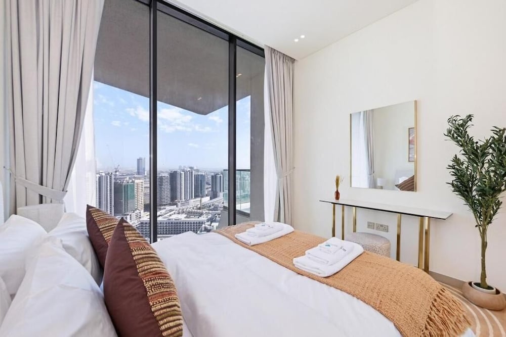 2307-Bloomfields 1BR  Binghatti Phantom