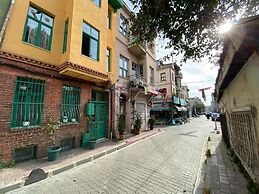 Balat Boutique Hotel Historic House