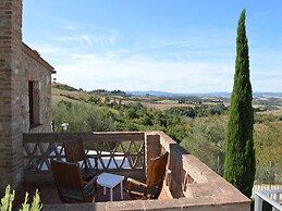 Relaxing Tuscan Getaway