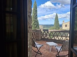 Relaxing Tuscan Getaway