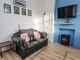 Hornblower Lodge