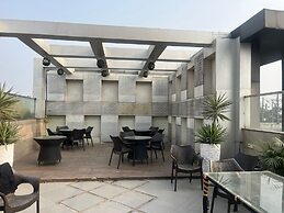 Staylo Masterprice Palace