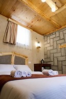 Hacarat Guest House