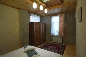 Hacarat Guest House